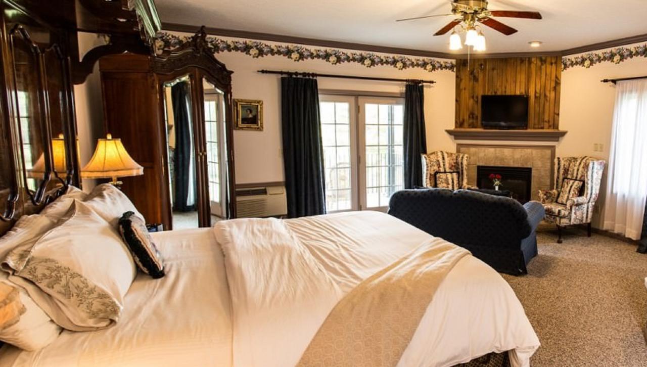 The French Manor Inn & Spa Newfoundland Экстерьер фото