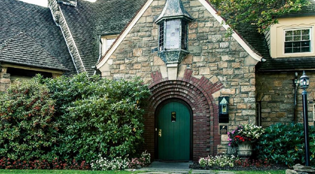 The French Manor Inn & Spa Newfoundland Экстерьер фото