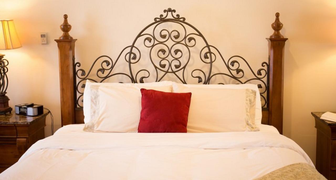 The French Manor Inn & Spa Newfoundland Экстерьер фото
