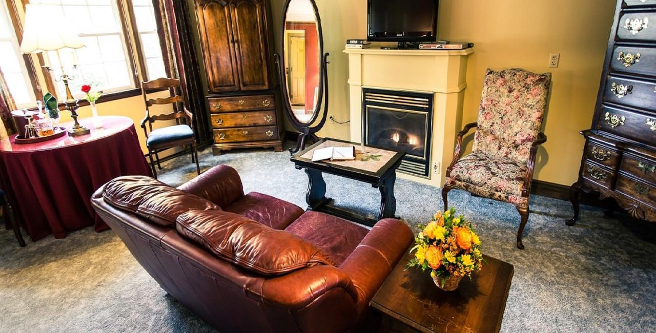 The French Manor Inn & Spa Newfoundland Экстерьер фото