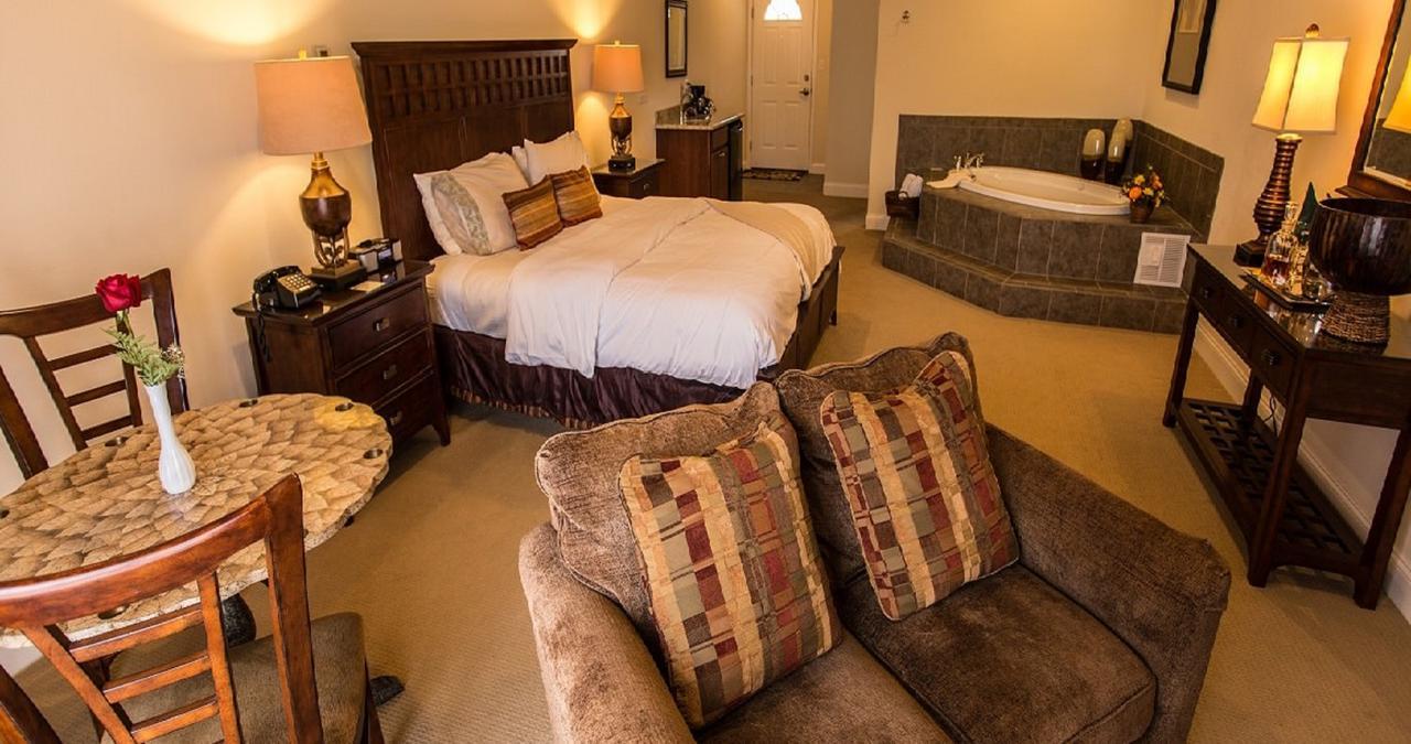 The French Manor Inn & Spa Newfoundland Экстерьер фото