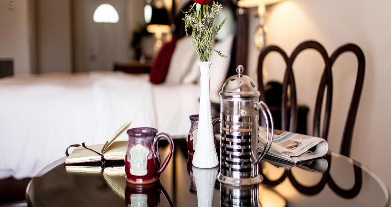 The French Manor Inn & Spa Newfoundland Экстерьер фото
