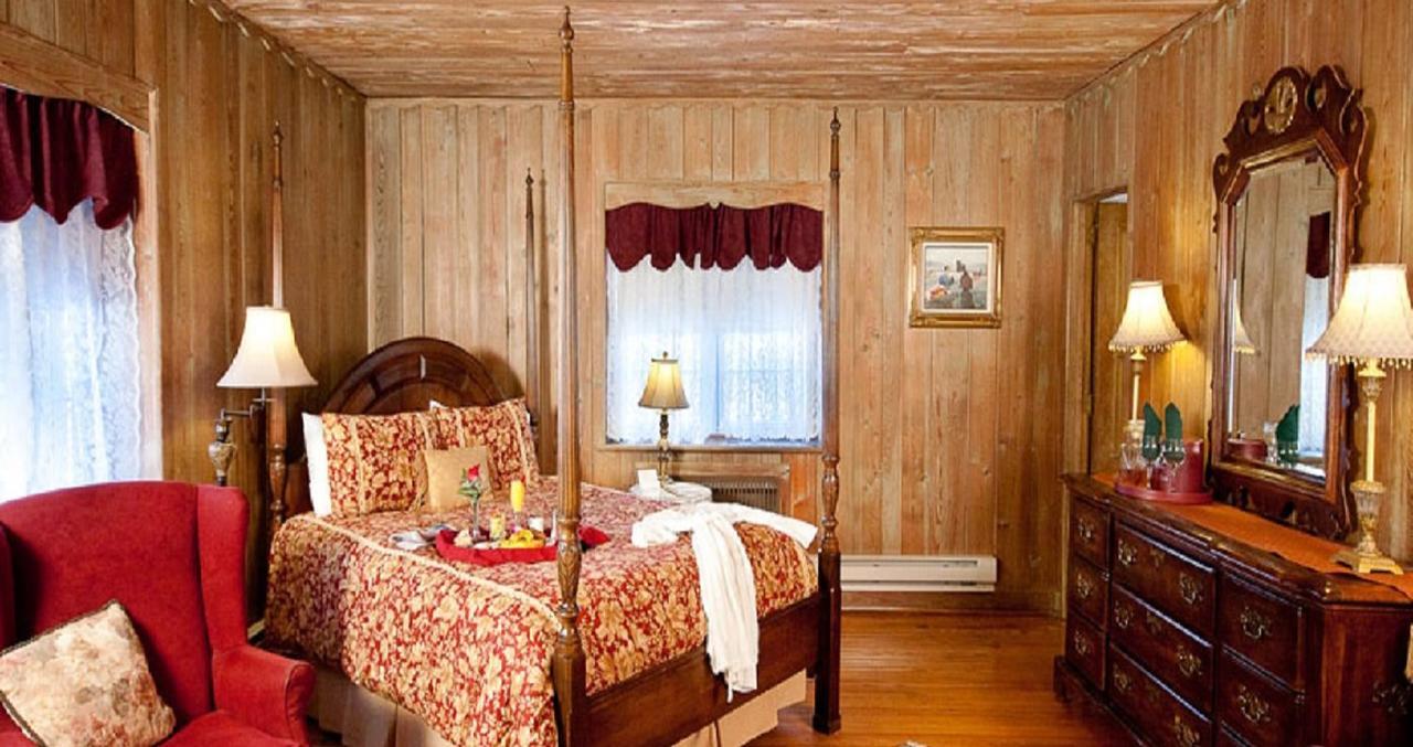 The French Manor Inn & Spa Newfoundland Экстерьер фото